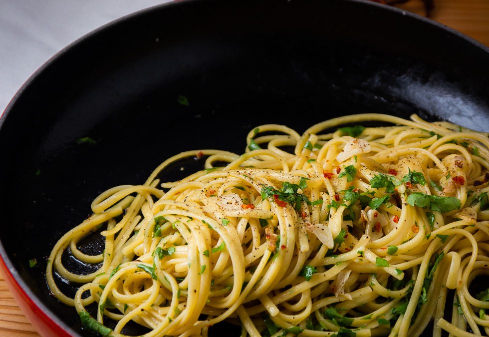 Spagetti aglio e olio – Pasta med hvitløk og olje